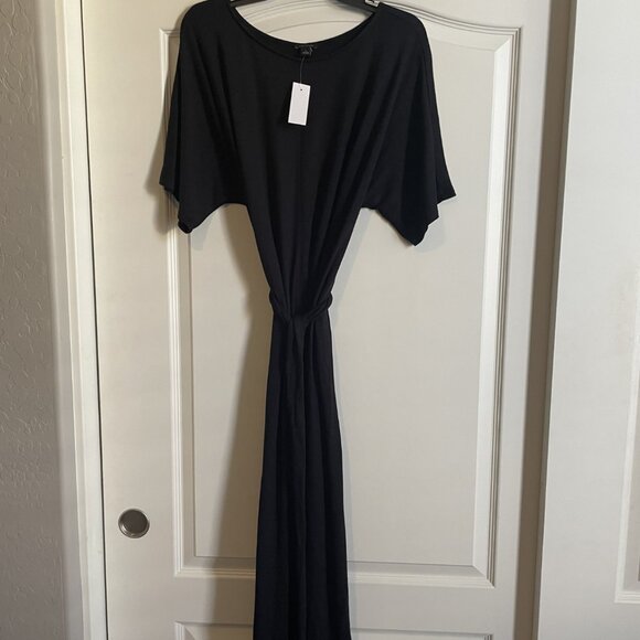 Ann Taylor Classic Black Knit Maxi Dress - Size Medium - New w/tags Retail $129 - Picture 1 of 4